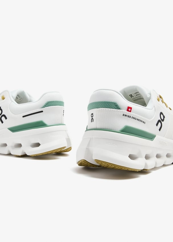 On Cloud Sneakers