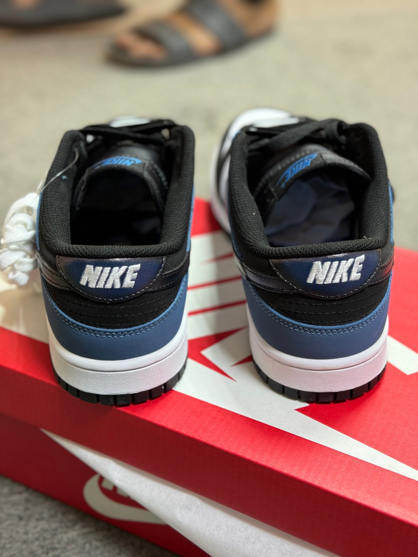 SB Dunk Low Industrial Blue