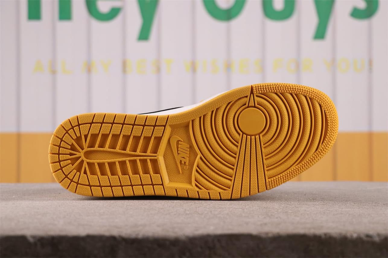 Jordan 1 High OG “Yellow Ochre”