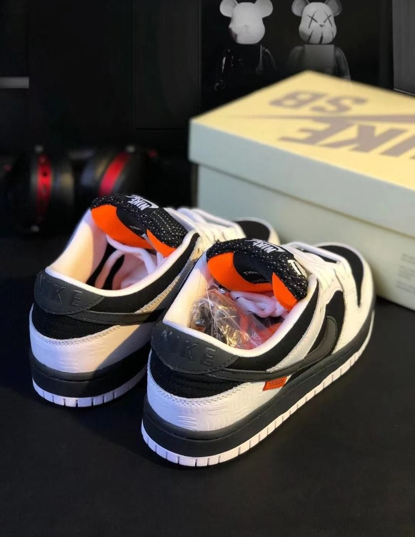 SB Dunk x TIGHTBO OTH