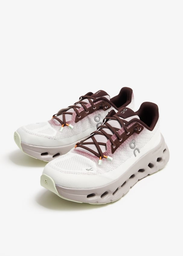 On Cloud Sneakers