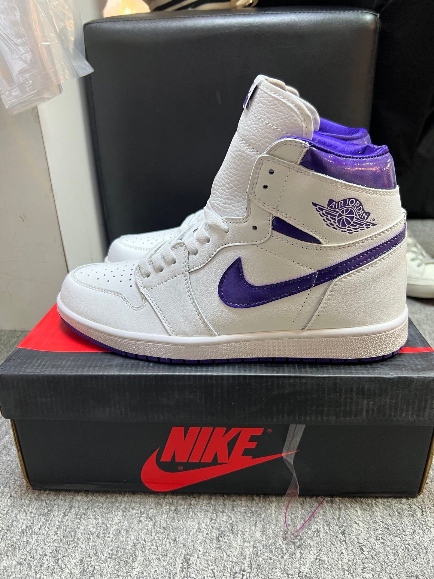 Jordan 1 Retro High OG Court Purple
