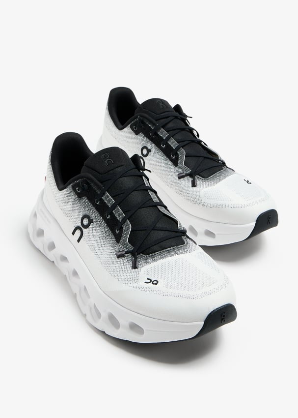 On Cloud Sneakers