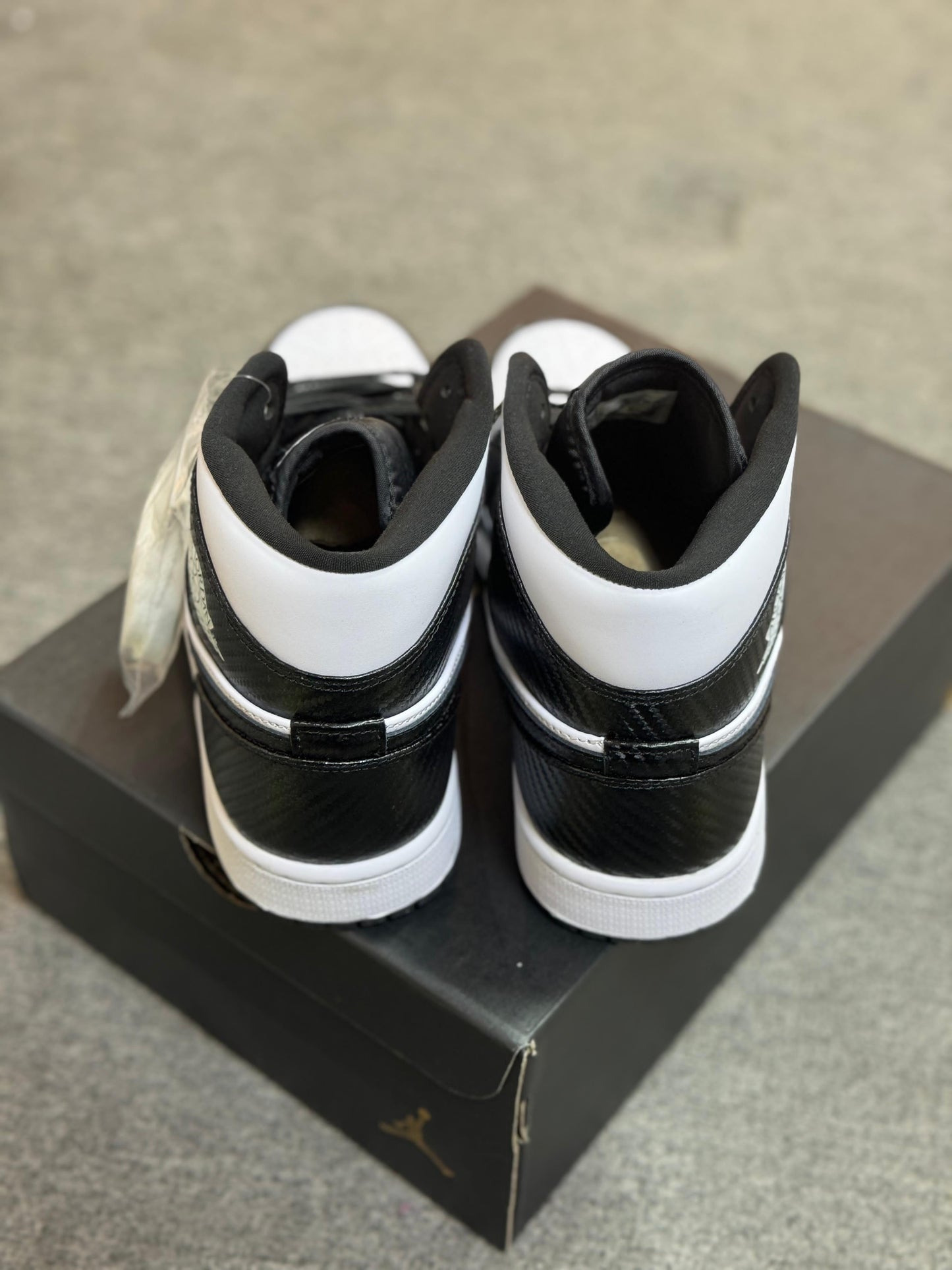 Jordan 1 Mid SE ASW "Black And White"