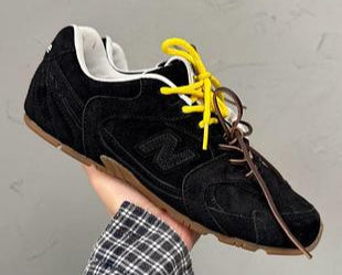 New balance x miu miu 530 black