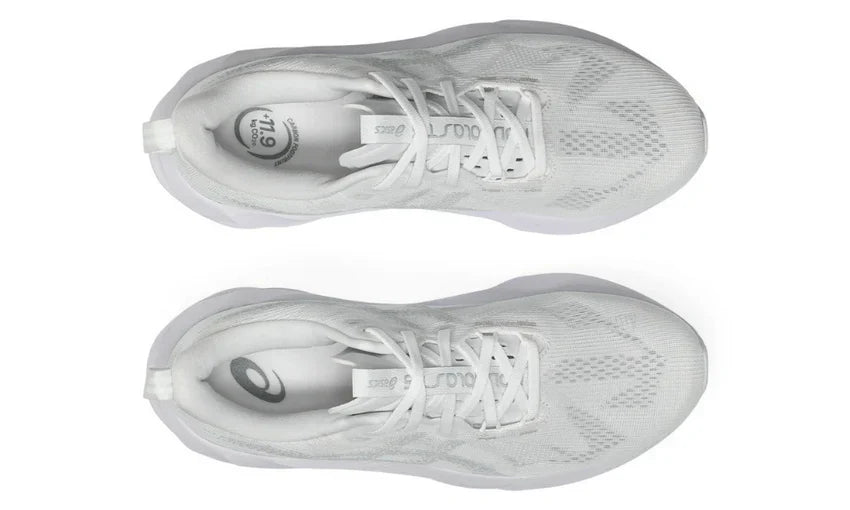 Asics Novablast 5 'White / Piedmont Grey'