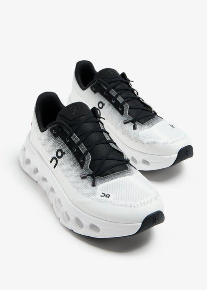 On Cloud  Sneakers