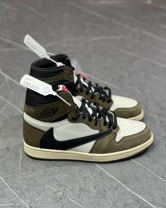 Jordan 1 High travis Scott