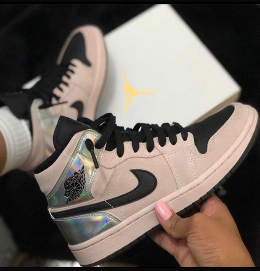 Jordan 1 Mid Dirty Powder Iridescent