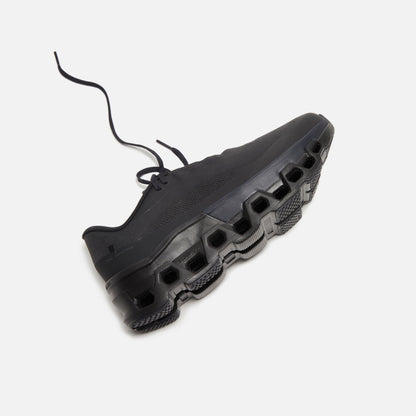 On Cloud Sneakers