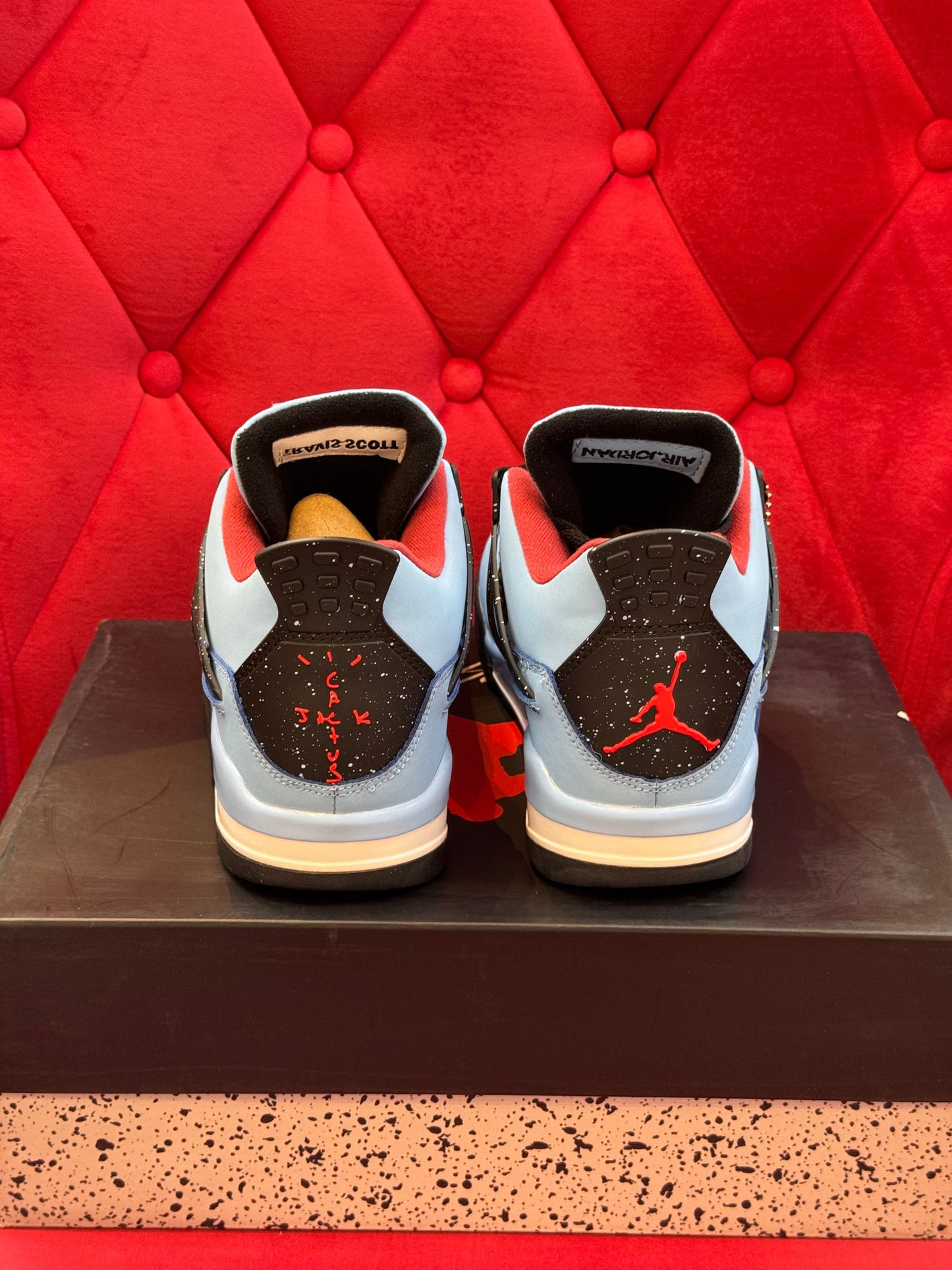 Jordan 4 Cactus Jack Travis Scott