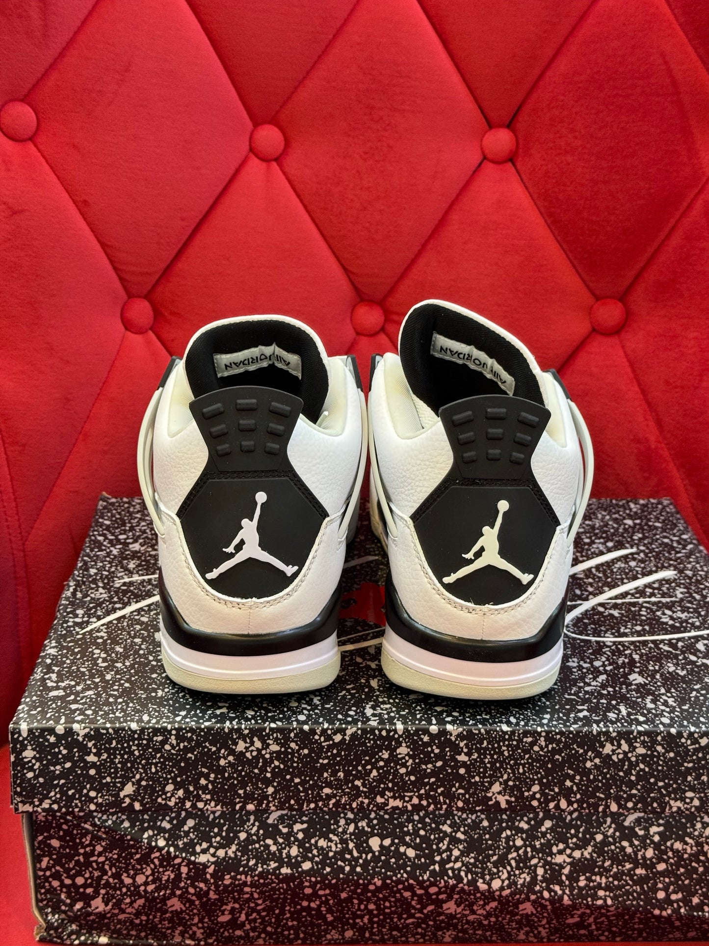 Jordan 4 Military Black white
