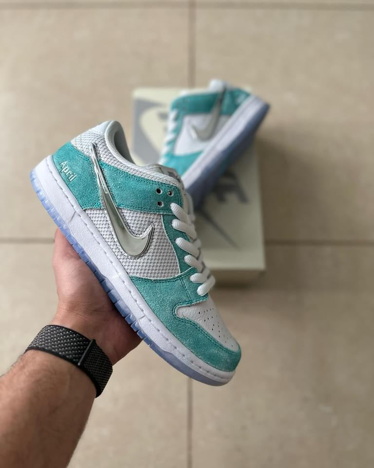 SB Dunk x April Skateboard “Turbo Green”