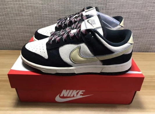 SB Dunk low Blach suede