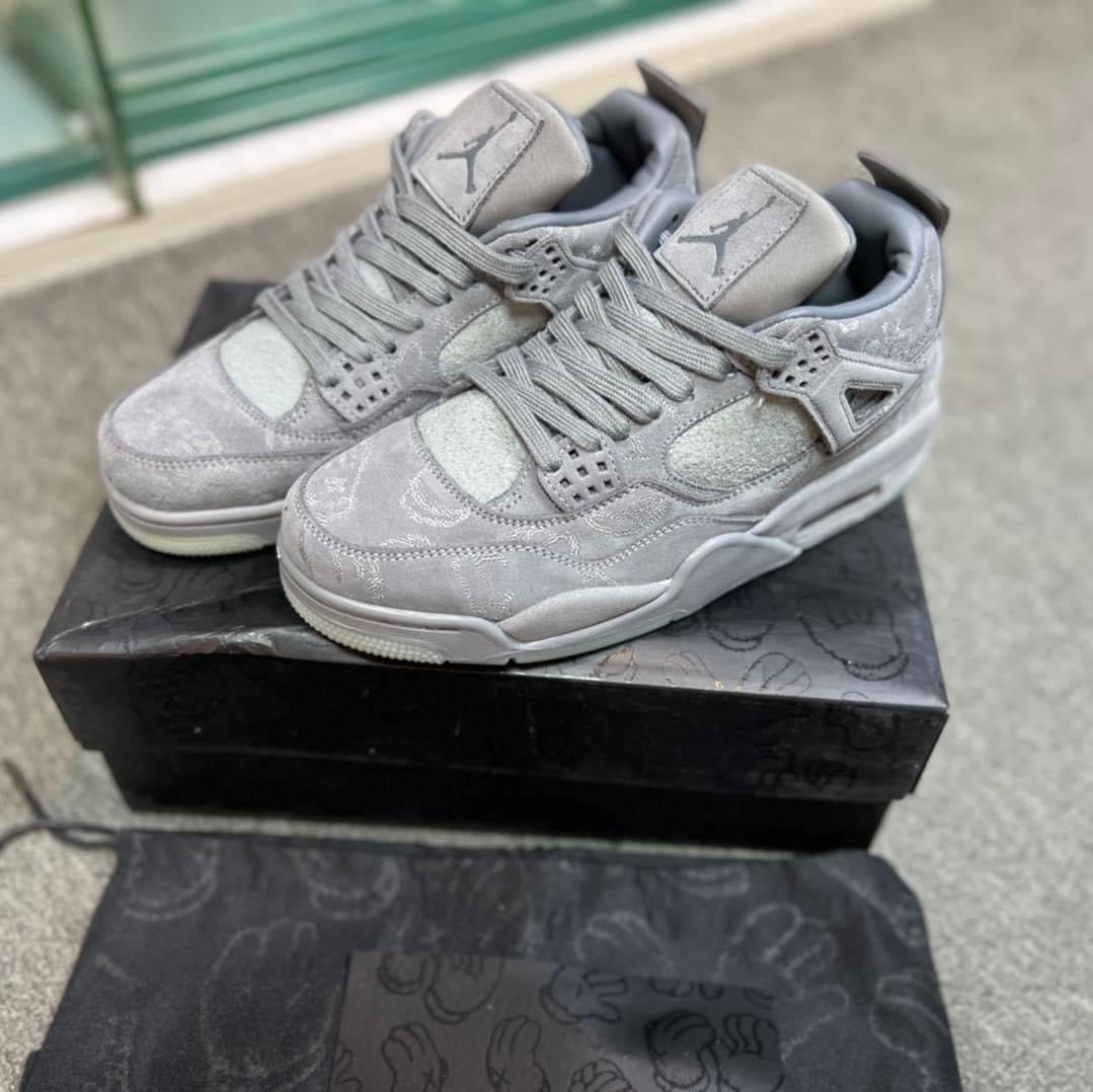 Jordan 4 kaws grey
