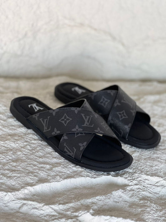 Louis Vuitton Slippers