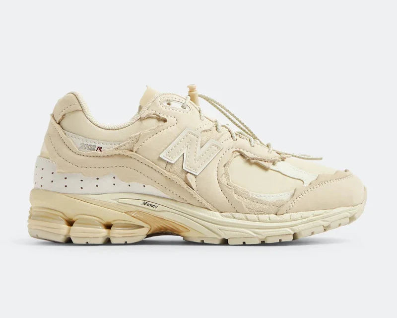 New Balance 2002R