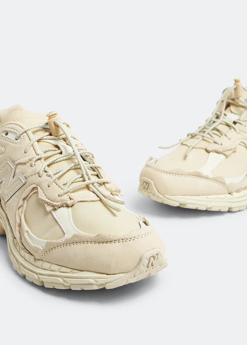 New Balance 2002R