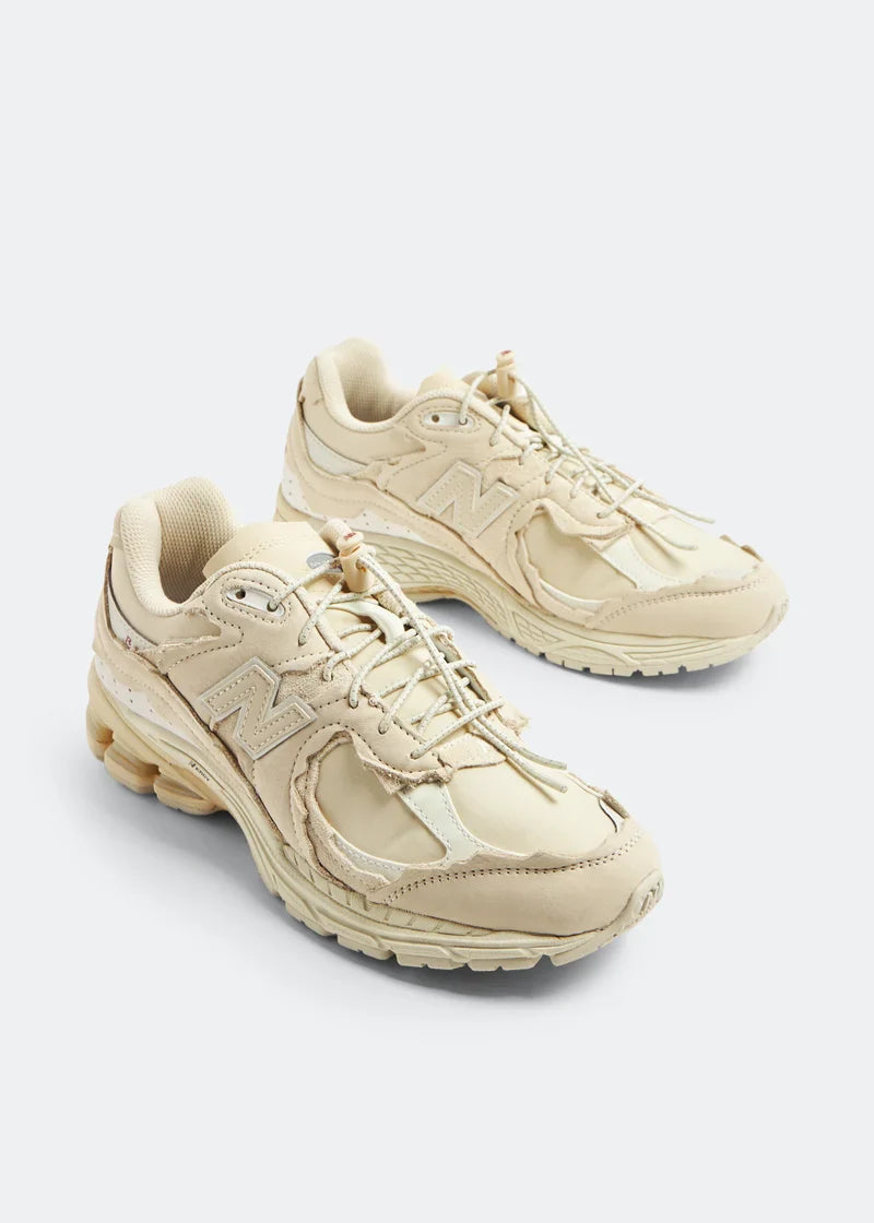 New Balance 2002R